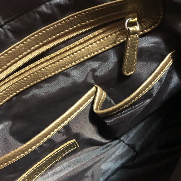 Tommy Hilfiger Large Bronze Handbag - Picture 14 of 14